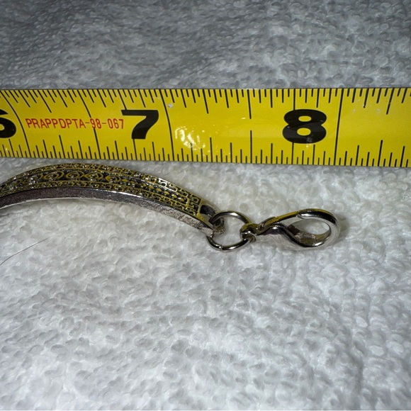 Handcrafted Turtle G clef Bracelet - Picture 11 of 12